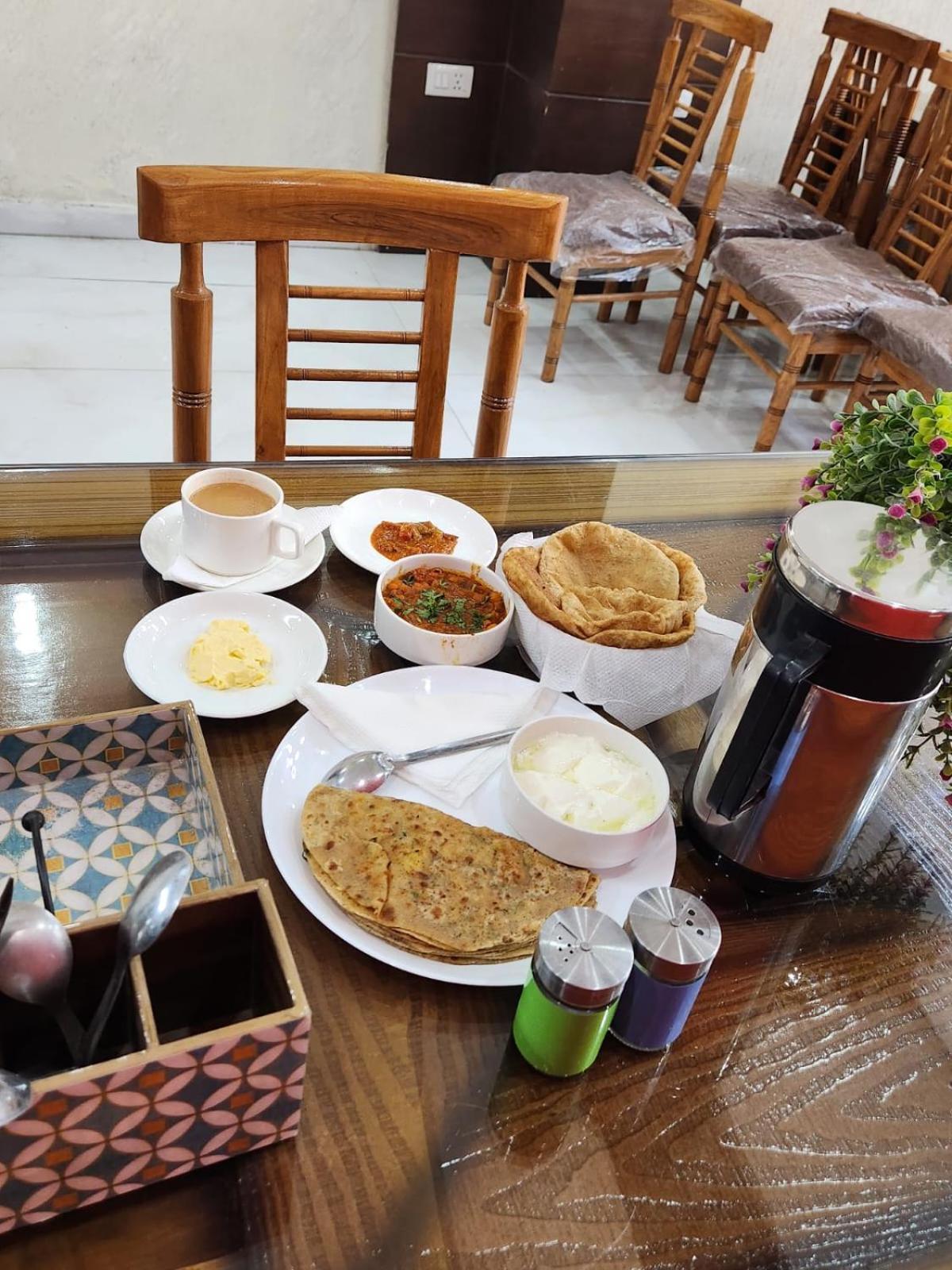 Airport Hotel Claytone New Delhi Ngoại thất bức ảnh